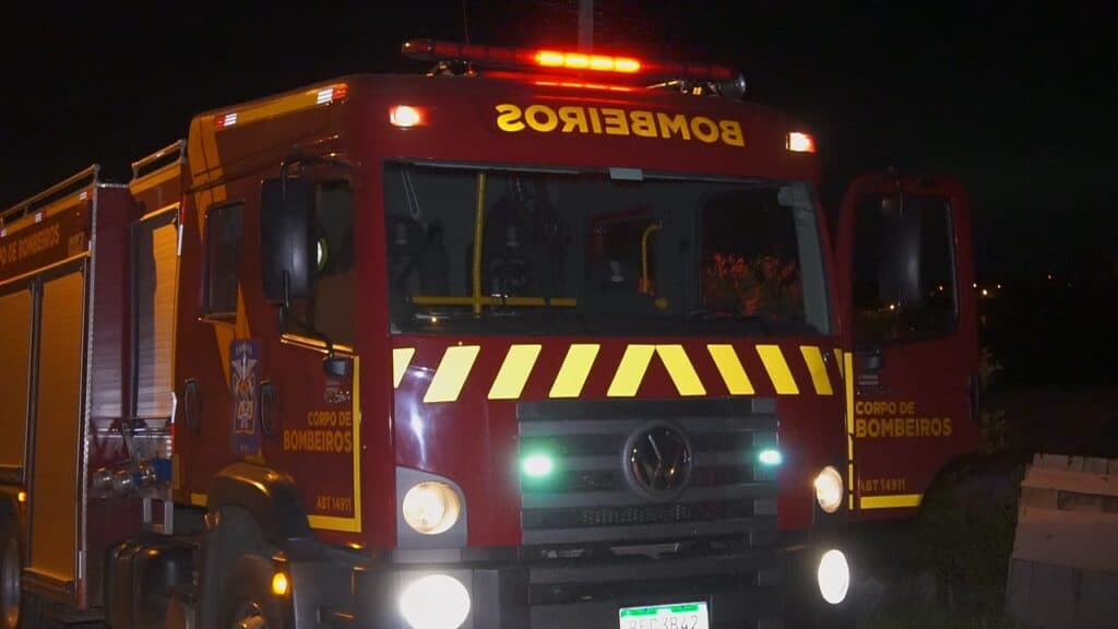 Militar surta e usa bomba de gás em seu apartamento na capital paranaense