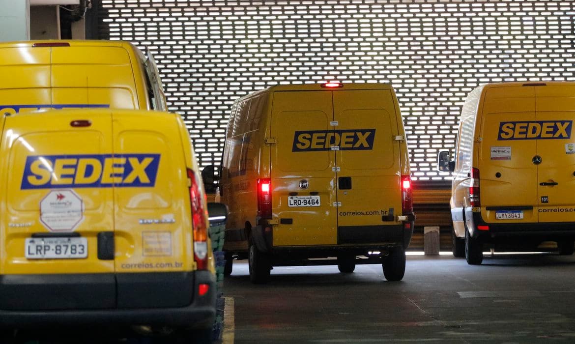 Privatização dos Correios deve ser interrompida já nos primeiros dias de governo Lula