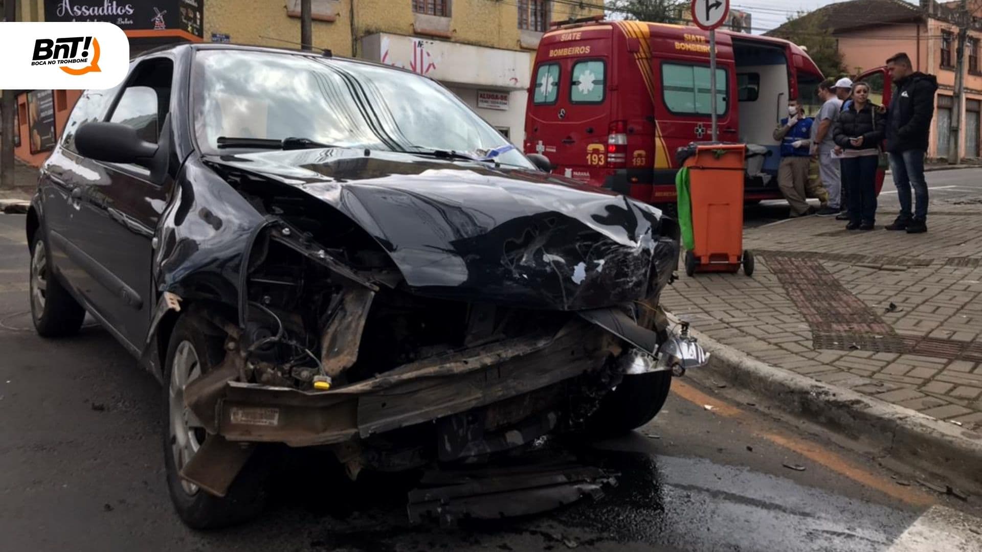 Mulher ‘anestesiada’ causa colisão no centro de PG