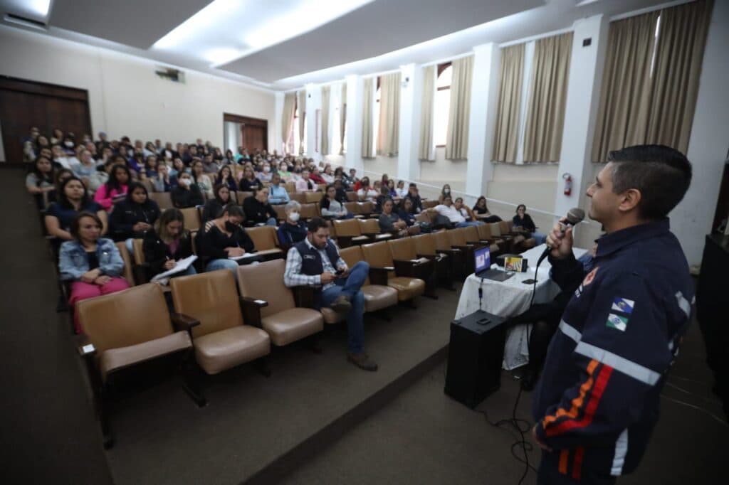 SAMU realiza treinamento para profissionais da Educação Infantil