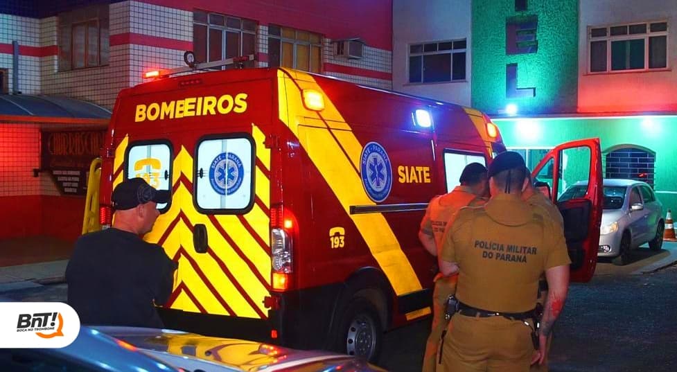 Esfaqueado no pescoço, homem é socorrido e corre risco de morte