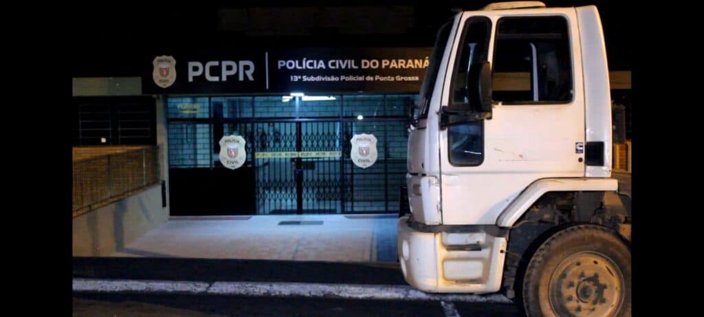 Motorista de caminhão nega conhecimento sobre a morte de ciclista em atropelamento