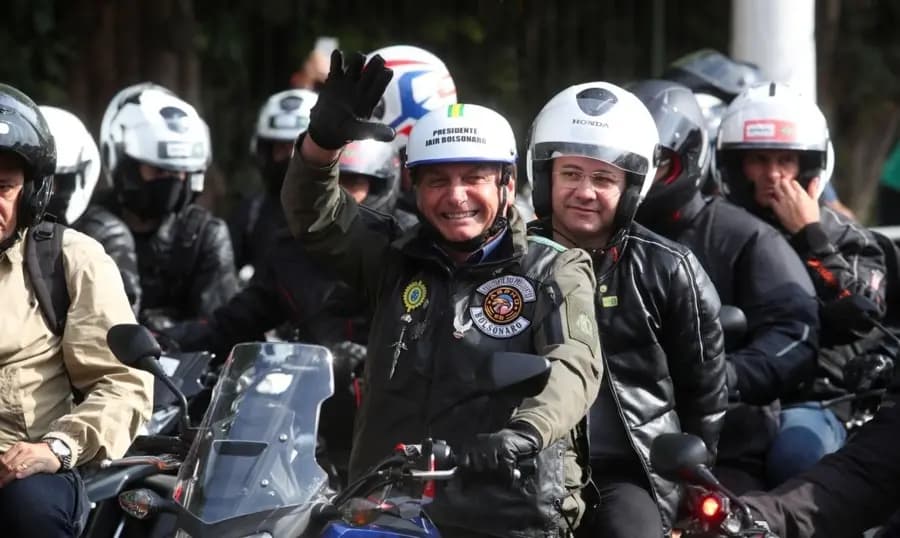 Bolsonaro cancela visita a Ponta Grossa e Campos Gerais após recomendação da Anvisa