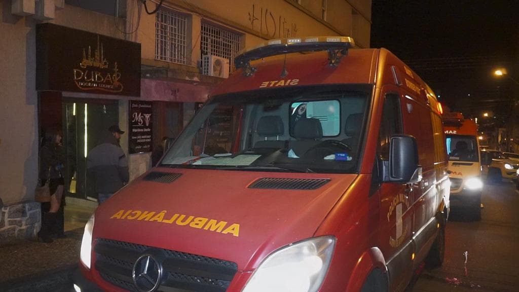 Casa noturna se manifesta após violência contra homem
