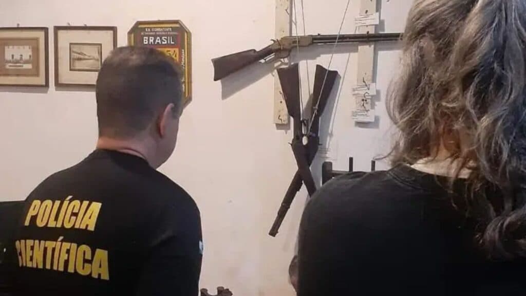 Criminosos roubam Museu das Armas na região metropolitana de Curitiba