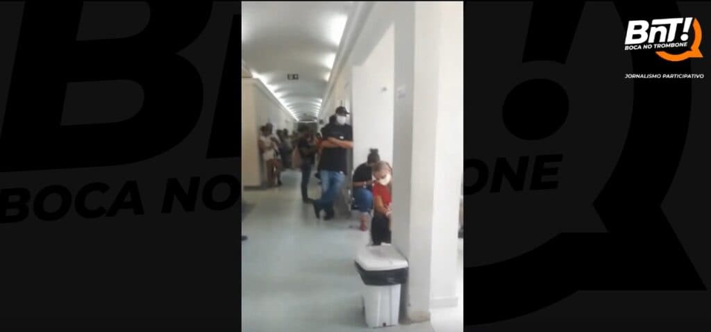 Indignada paciente grava vídeo mostrando a realidade da UPA Santana