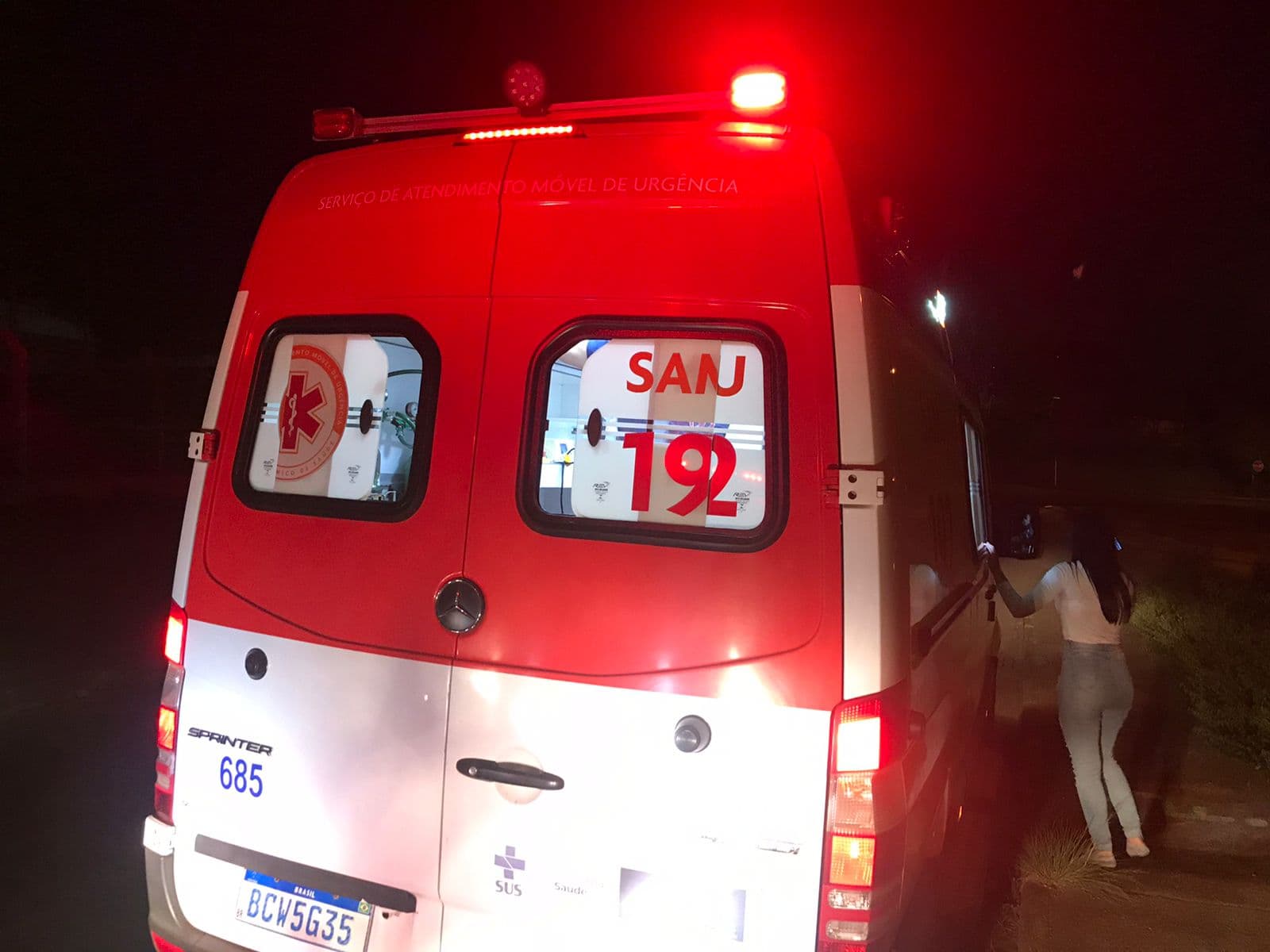 Mulher sofre parada cardíaca e precisa ser reanimada duas vezes em PG