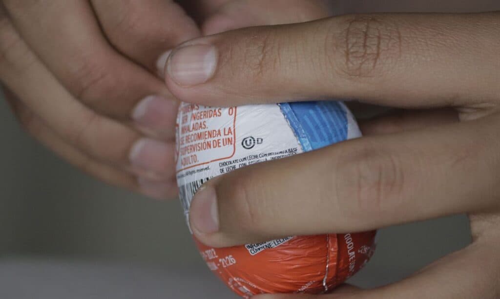 Após casos de contaminação Kinder Ovo deve retirar produtos dos mercados