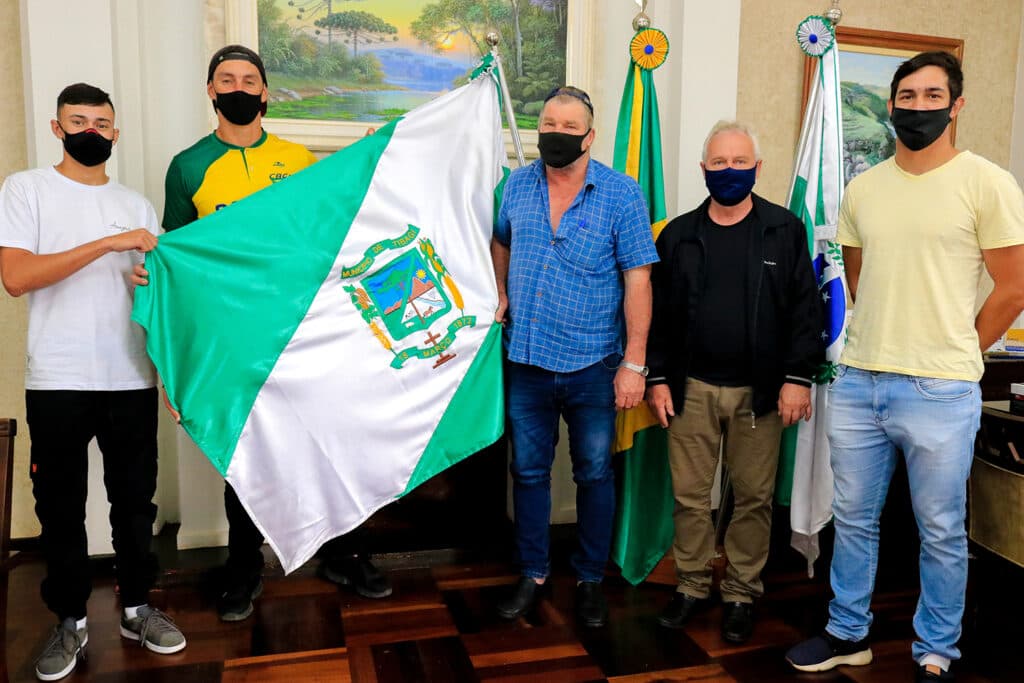 Atletas de Tibagi já estão na Eslováquia para disputa do Mundial de Canoagem