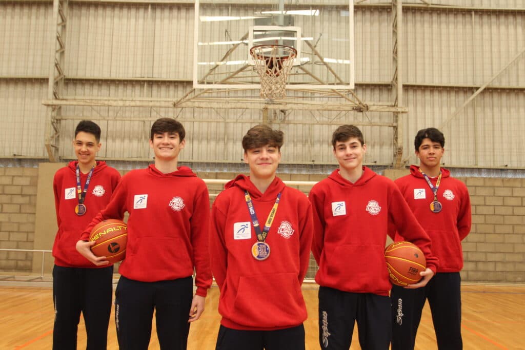 Atletas de PG se destacam na Copa Sul-Americana de Basquete