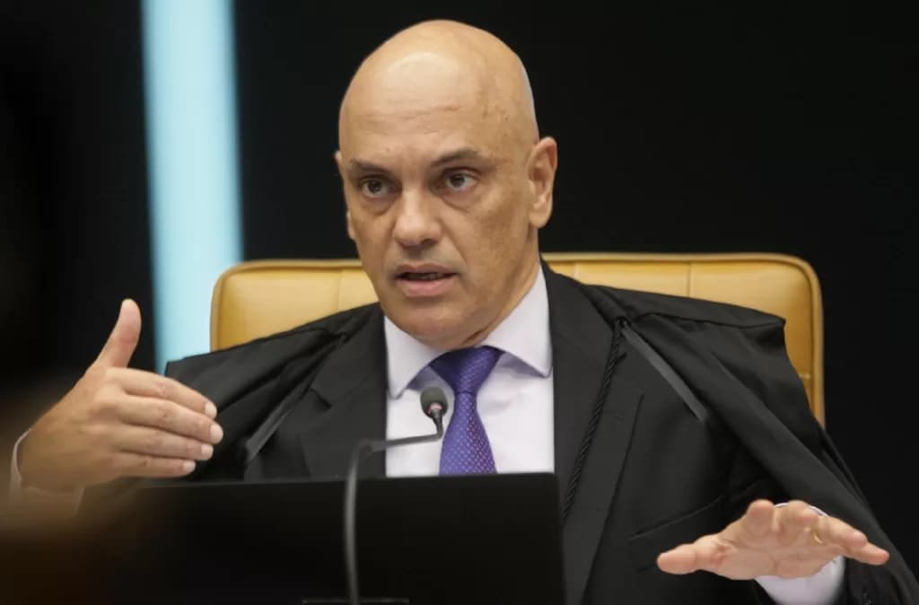 Moraes pede que 11 deputados sejam impedidos de tomar posse por envolvimento em atentados em Brasília