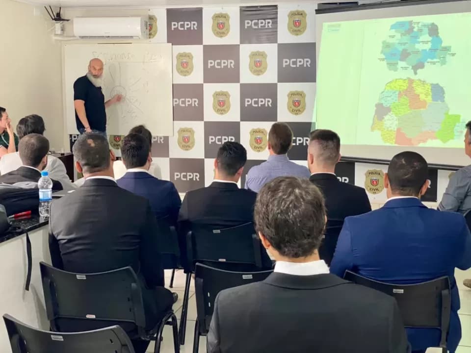 13ª Subdivisão Policial de Ponta Grossa recepciona 13 novos delegados