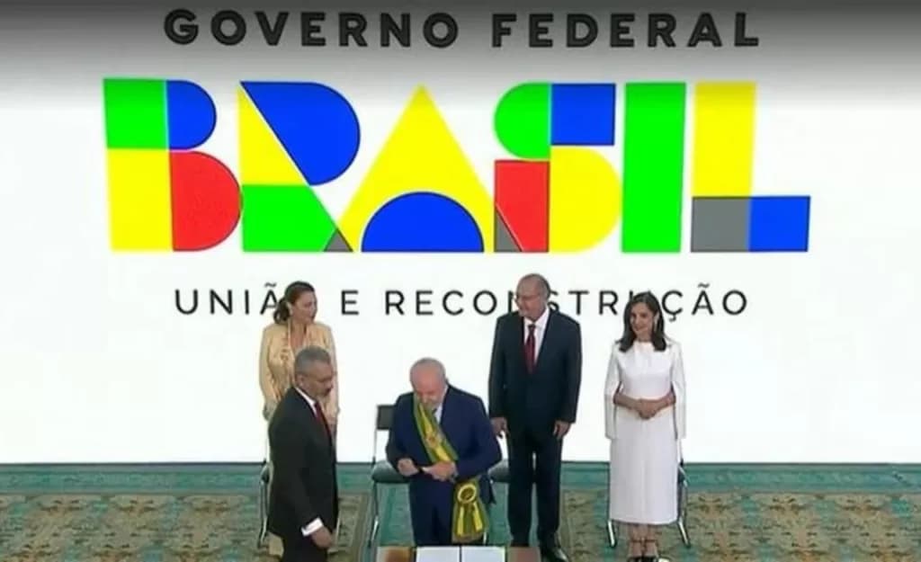 Lula publica MP que desonera imposto dos combustíveis por 60 dias