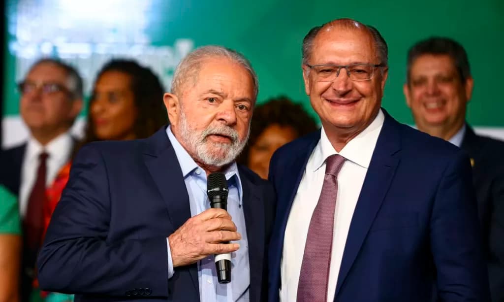 Lula assume governo brasileiro