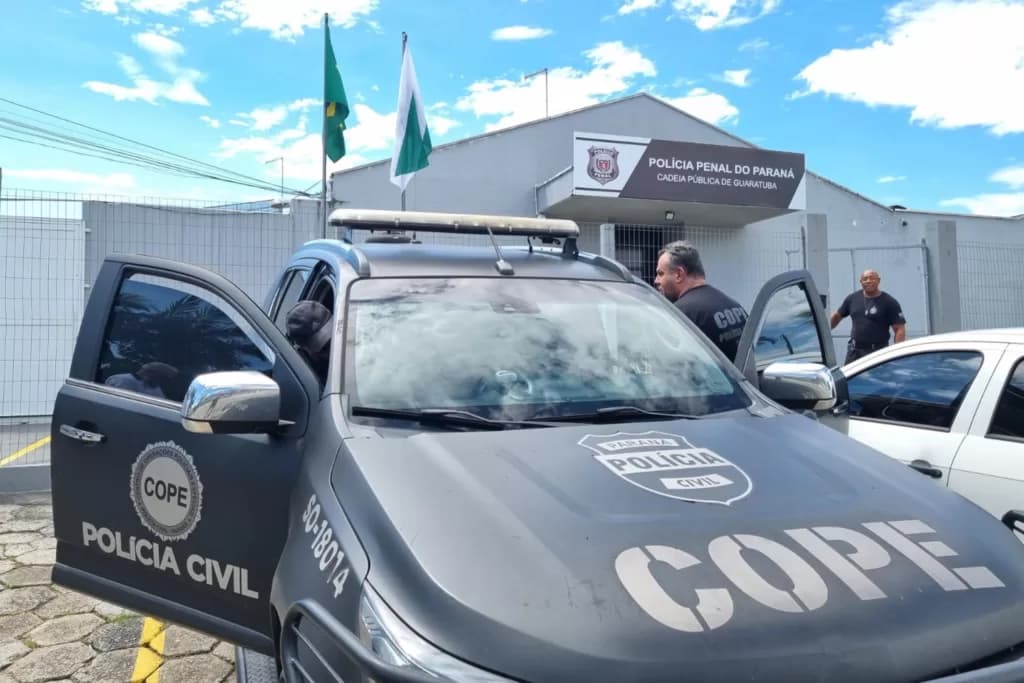 Policiais prendem pessoas com tornozeleira no litoral do PR