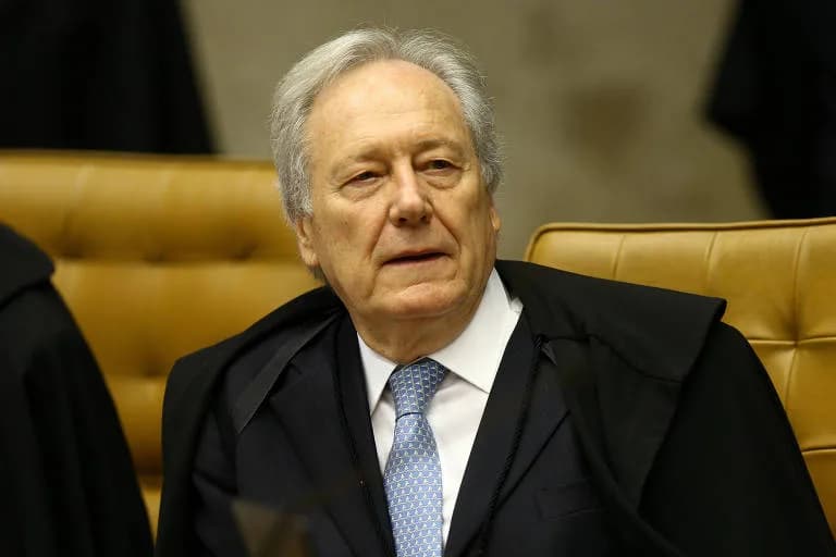 Ministro do STF suspende regra que proibe indicação de ministros e secretários de governo para estatais