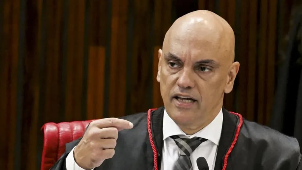 Moraes mantém prisão de 294 pessoas envolvidas nos atentados em Brasília