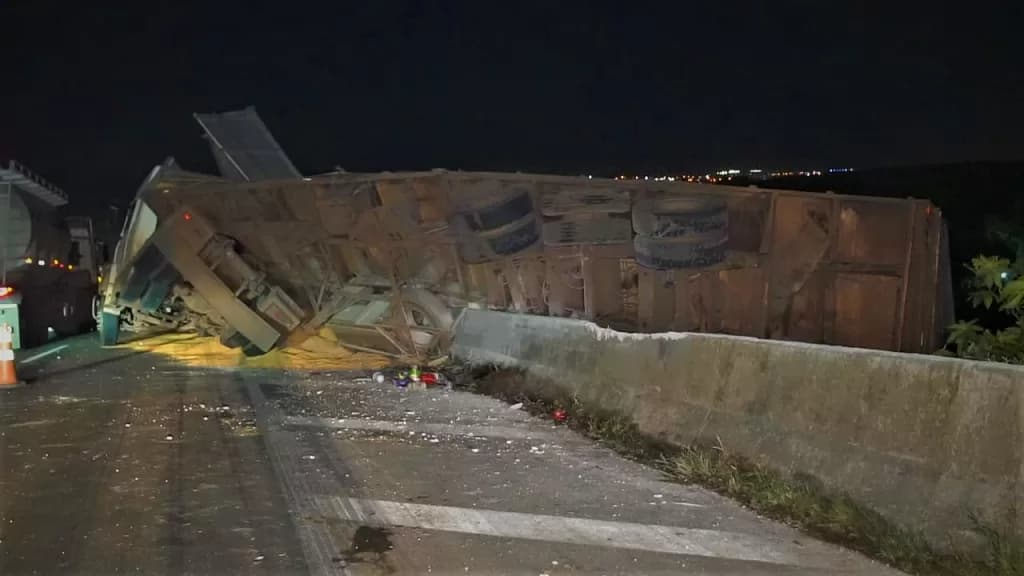 Ciclista bêbado invade rodovia, provoca acidente e debocha de vítima na BR-376 em PG