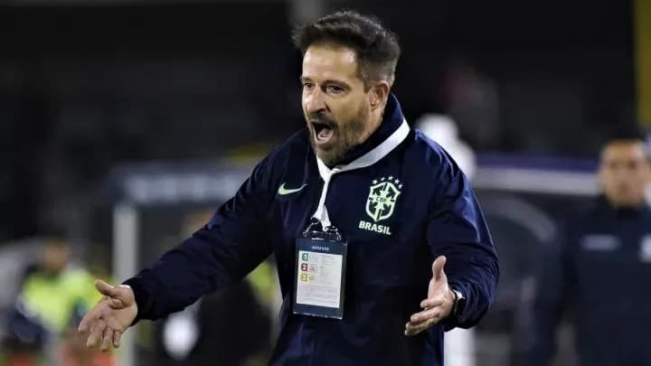 Com técnico interino, Seleção Brasileira faz convocação para amistoso contra Marrocos. Veja os nomes