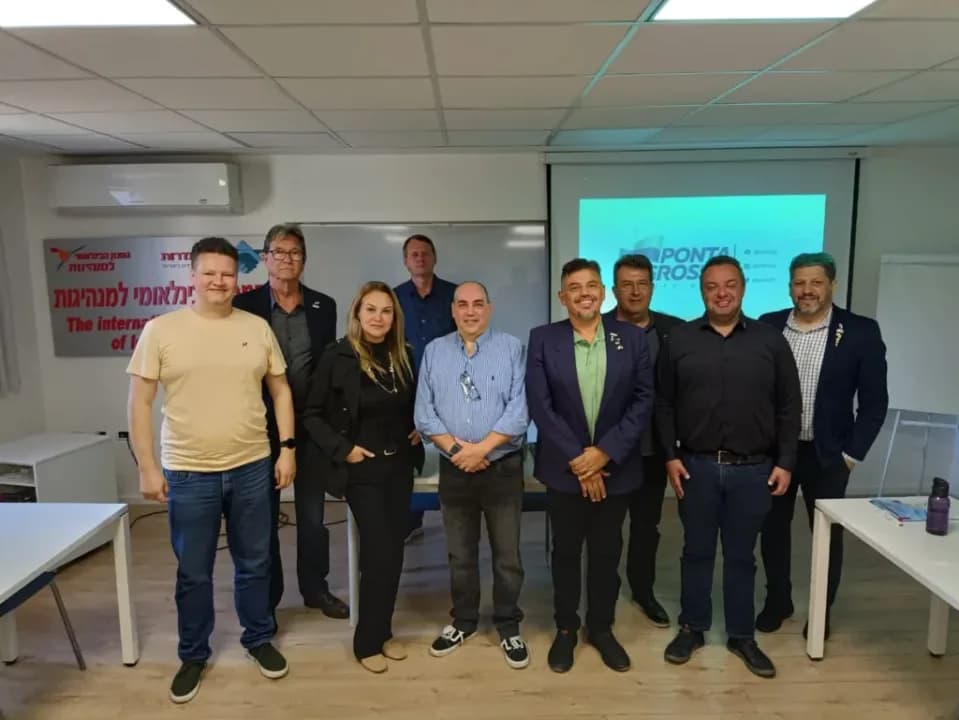 Investimentos em tecnologia impressionam empresários da ACIPG em missão à Israel