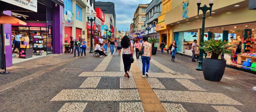 Saiba o que abre e fecha no Dia do Trabalhador em PG