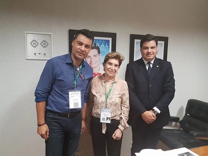 Reeleição de Elisabeth é a sobrevida política dos irmãos Oliveira