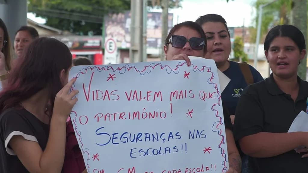 Manifestação de mães na câmara de Vereadores de Ponta Grossa que ocorreu na última segunda-feira (19) I Foto: Ricardo Marcondes