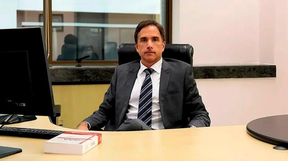TRF-4 afasta juiz da Lava Jato em Curitiba