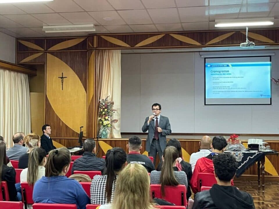 Delegado treina alunos de faculdade em PG para Projeto Leão Legal