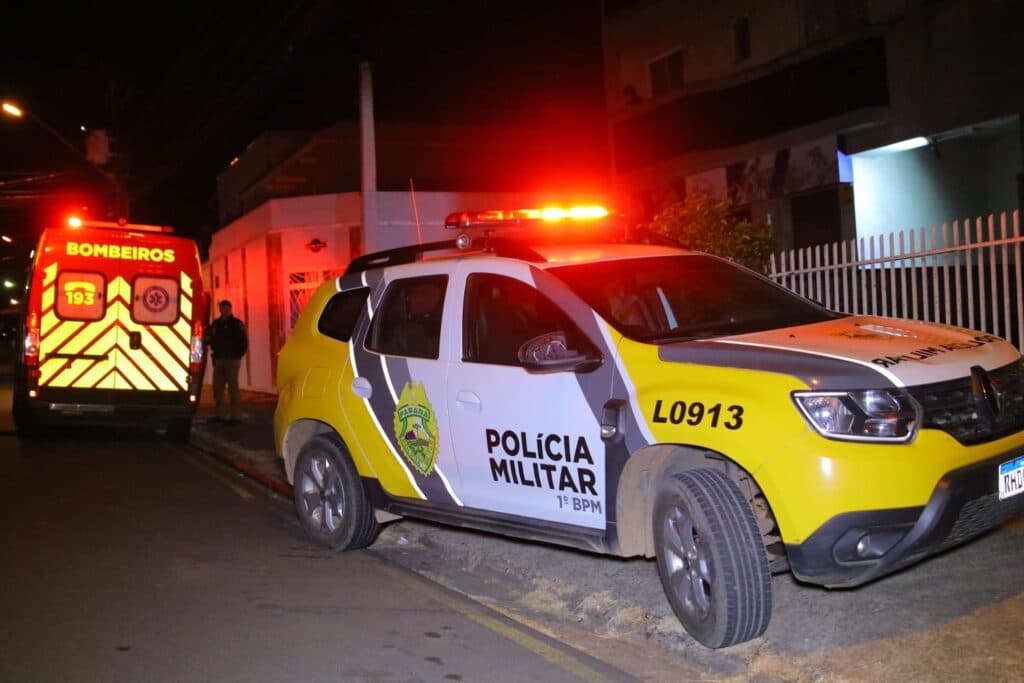 Homem fica em estado grave após ser esfaqueado em briga no centro de PG
