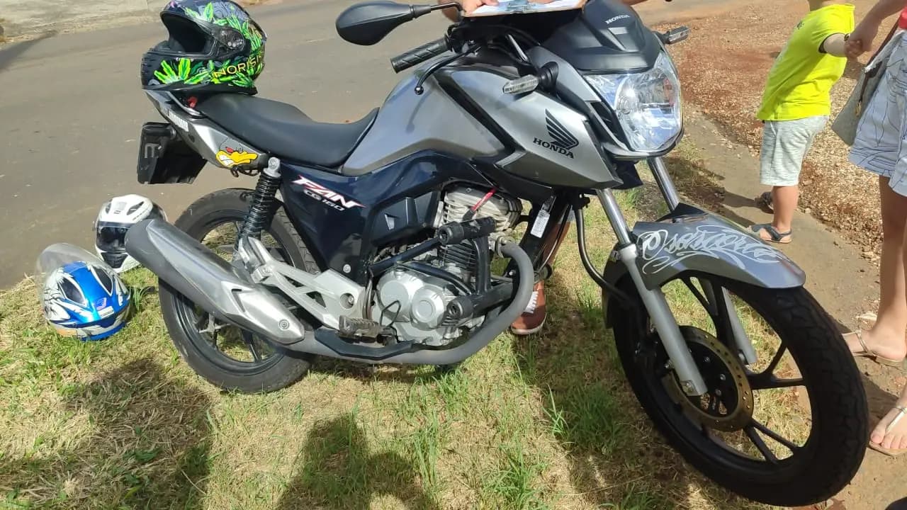 Motociclista é atingido por veículo em cruzamento no Uvaranas