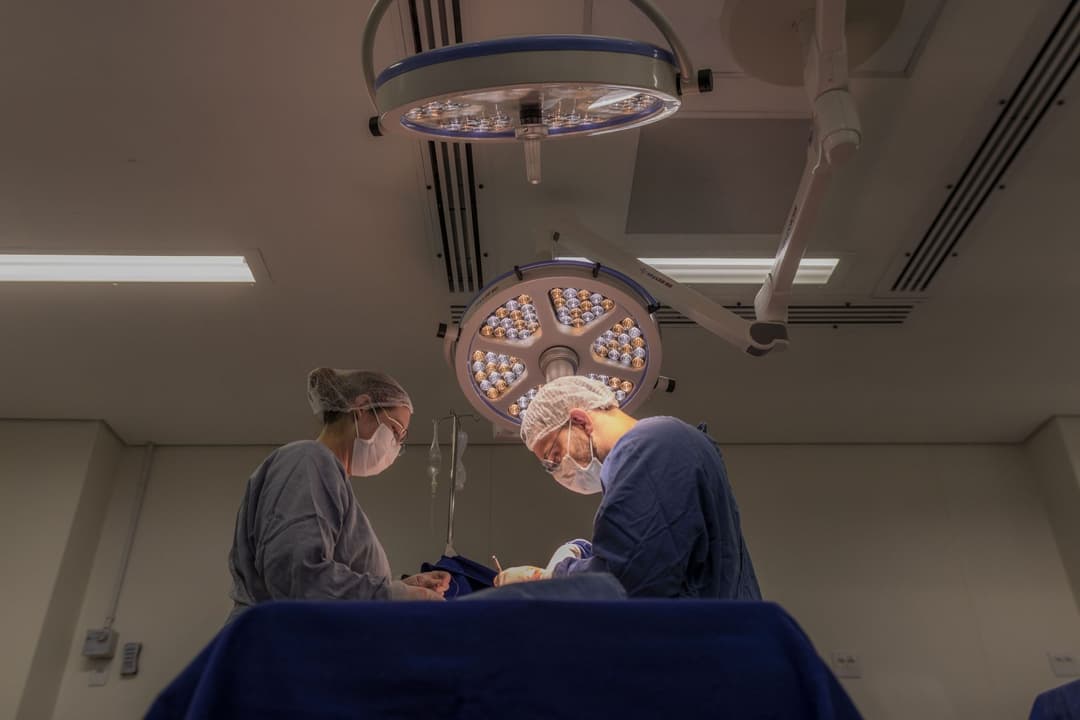 cirurgia_ortopedia_protese_quadril_cc_hu_-_aline_jasper_alta_16_0