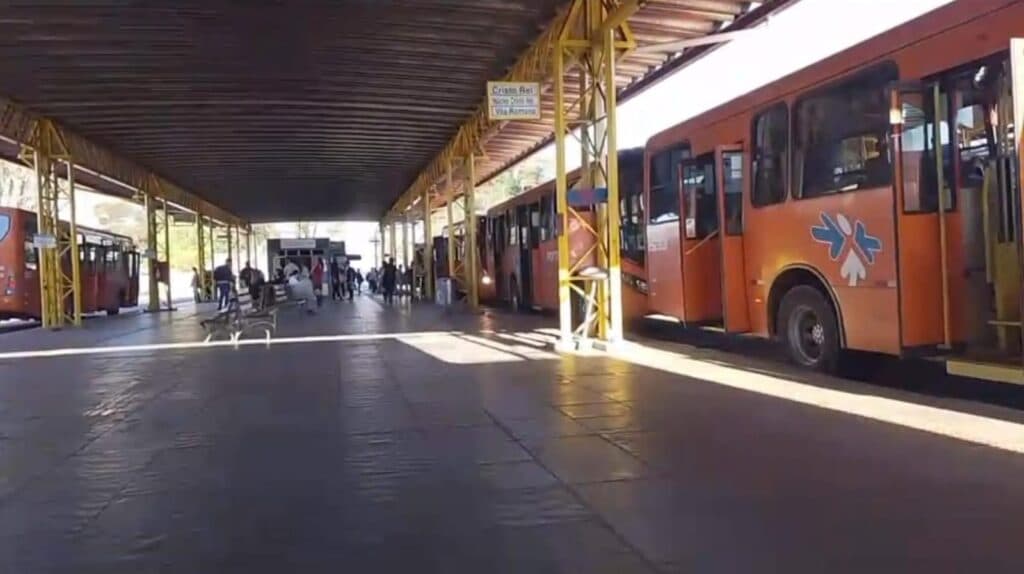 Sindicato confirma que ônibus circulam normalmente e desmente boatos de paralisação.