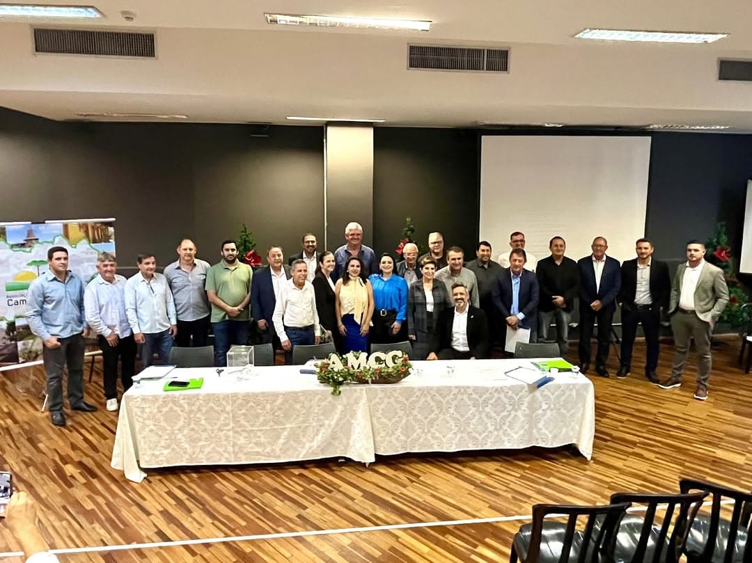 Prefeitos da AMCG em reunião com Geraldo Alckmin em Brasília sobre tarifa dos EUA
