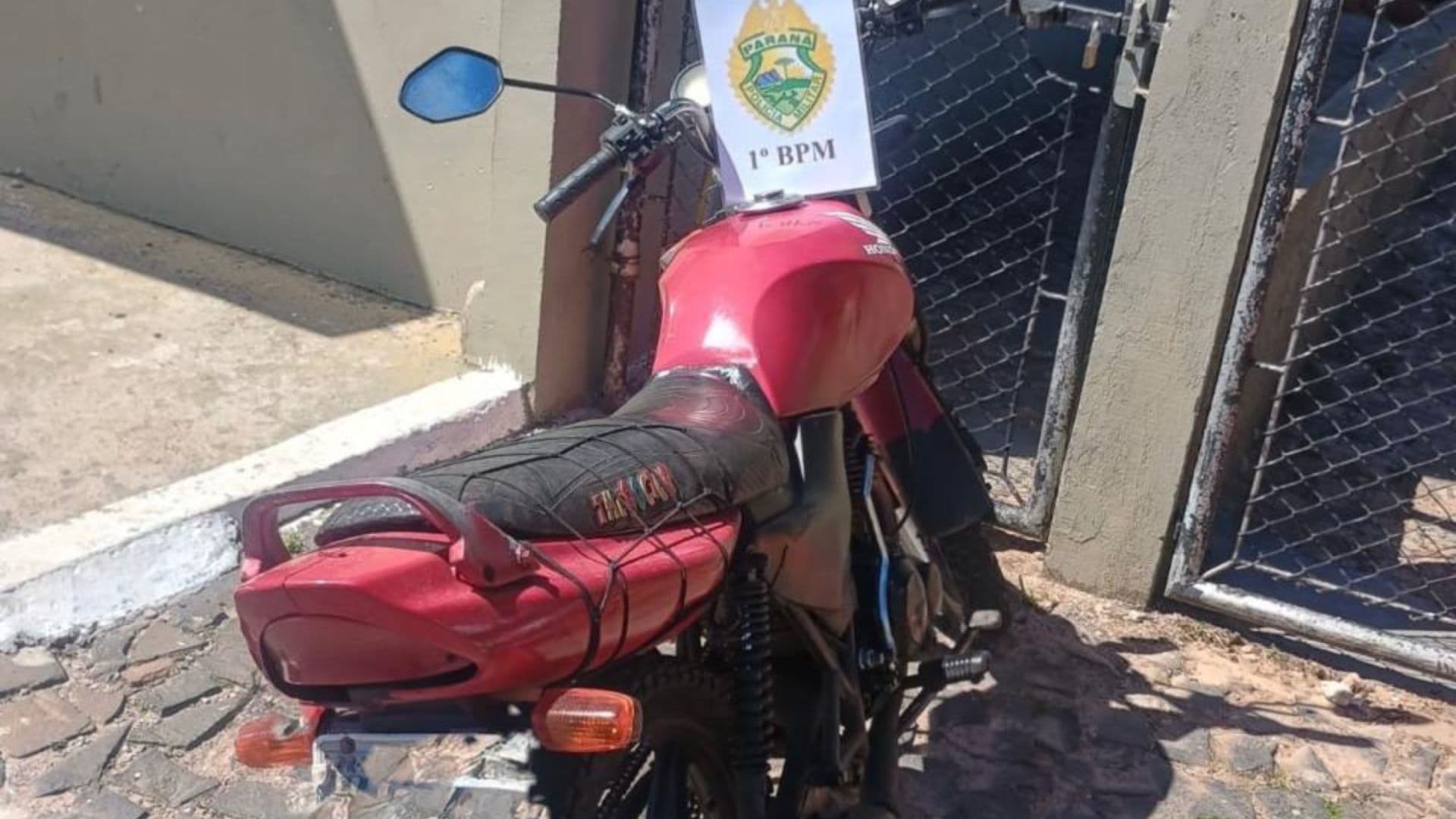 Motocicleta adulterada é apreendida pela Polícia Militar em Ponta Grossa