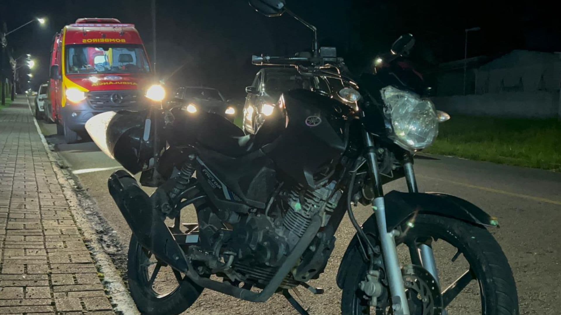 Motociclista passa mal e sofre acidente no Jardim Carvalho em Ponta Grossa
