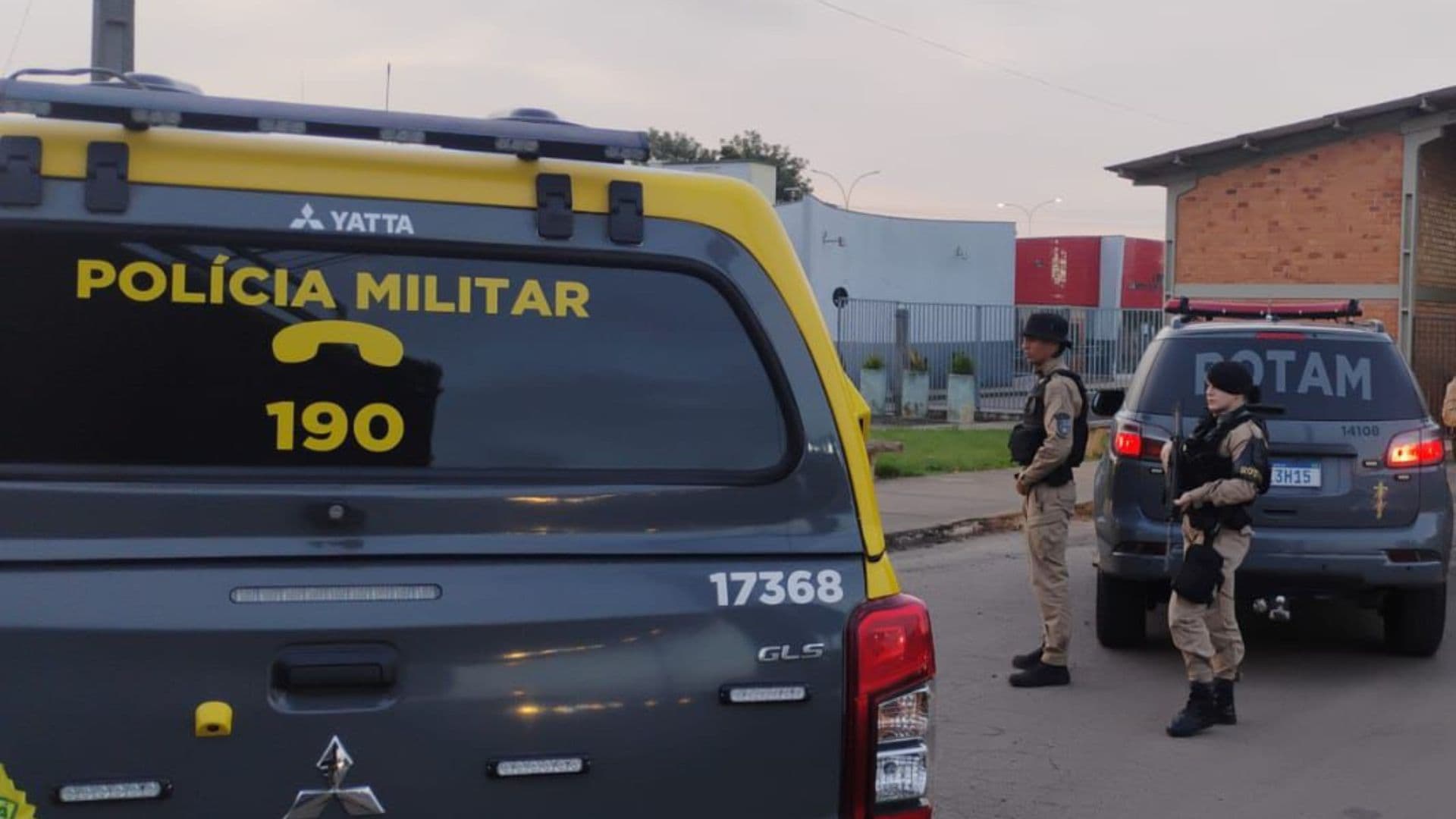Polícia Militar prende suspeito por estupro em Castro com dois mandados judiciais