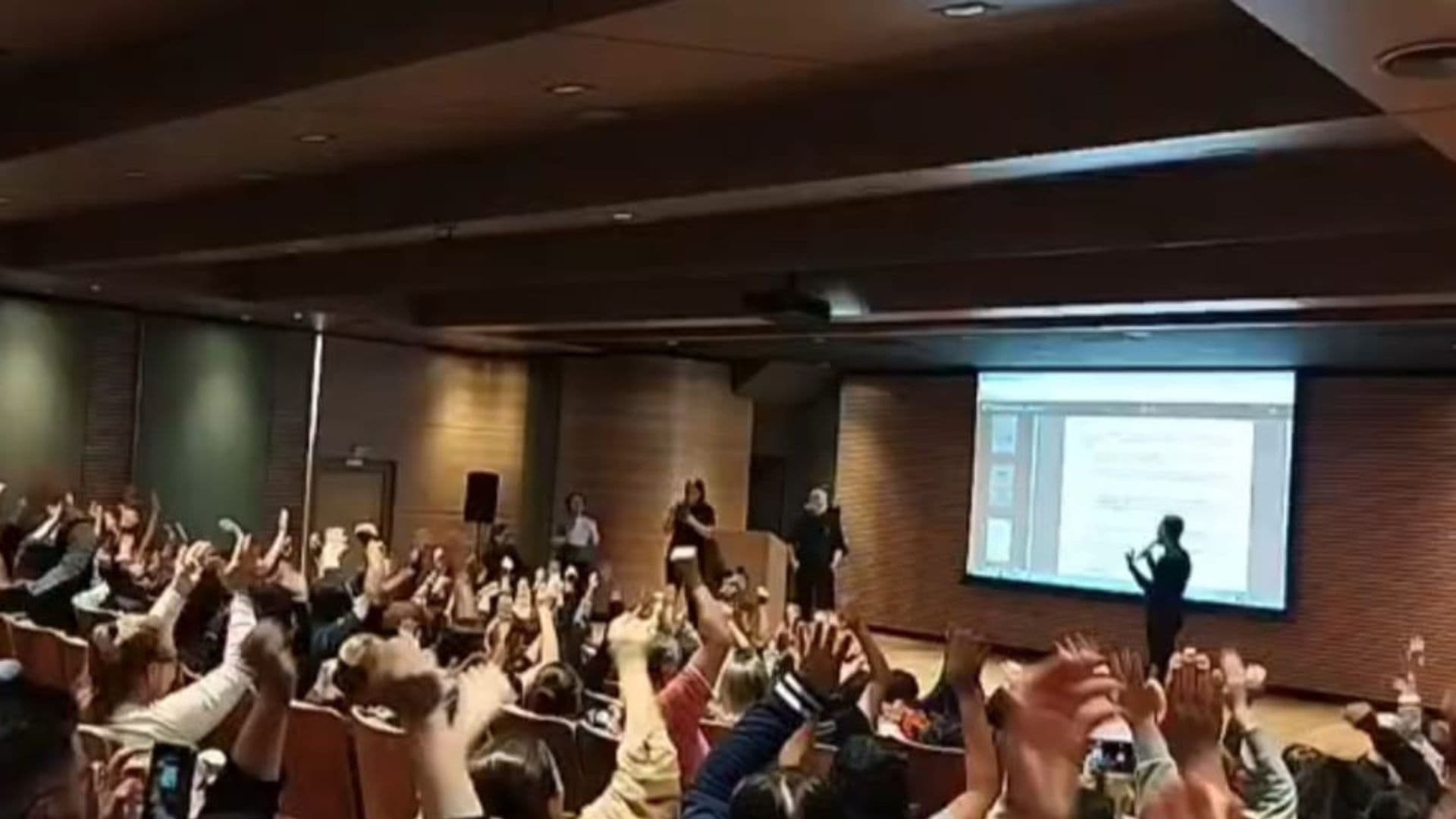 Assembleia de Servidores Públicos de Ponta Grossa aprova greve para Segunda-Feira (4)