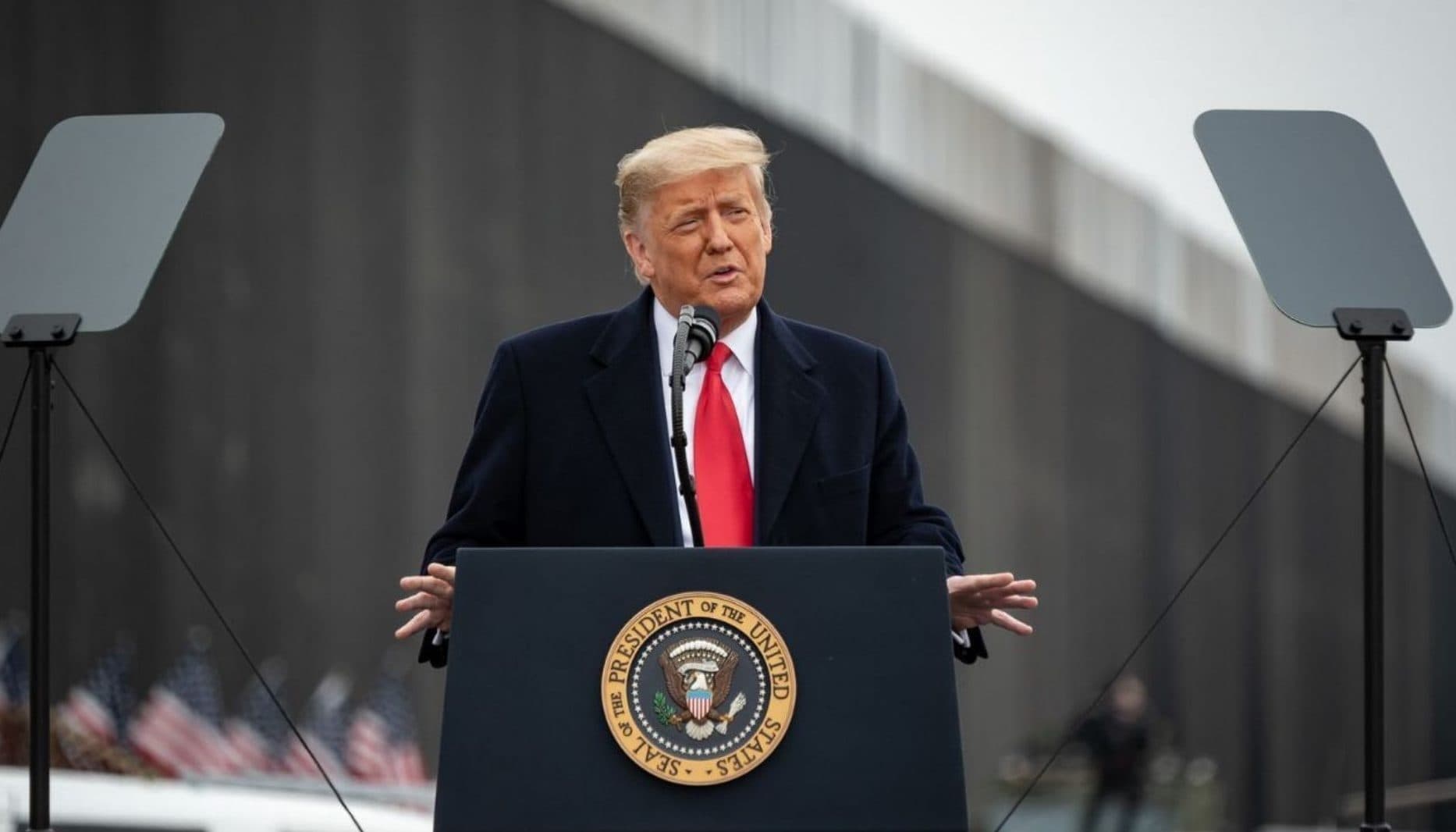 Trump ameaça Irã e dá ultimato sobre Estreito de Ormuz