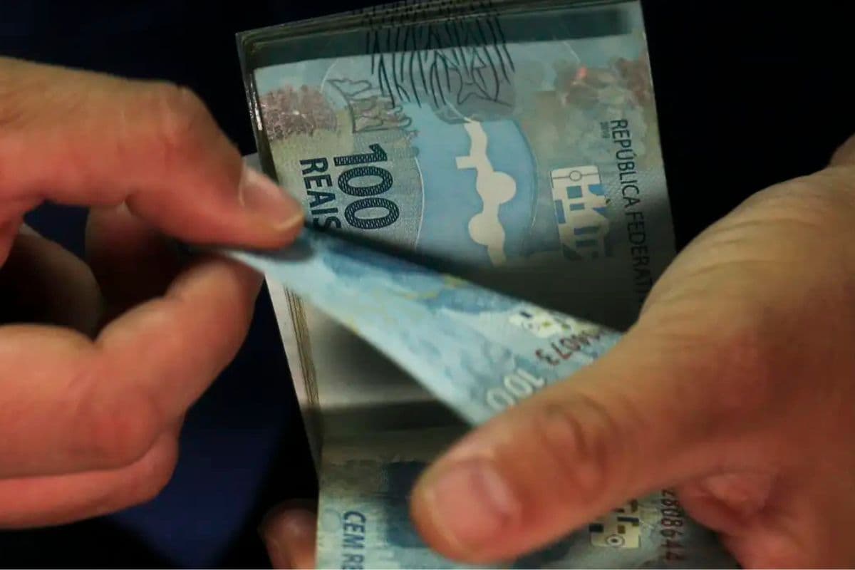 Desenrola já tem mais de 17 mil operações com FGTS para pagar dívidas