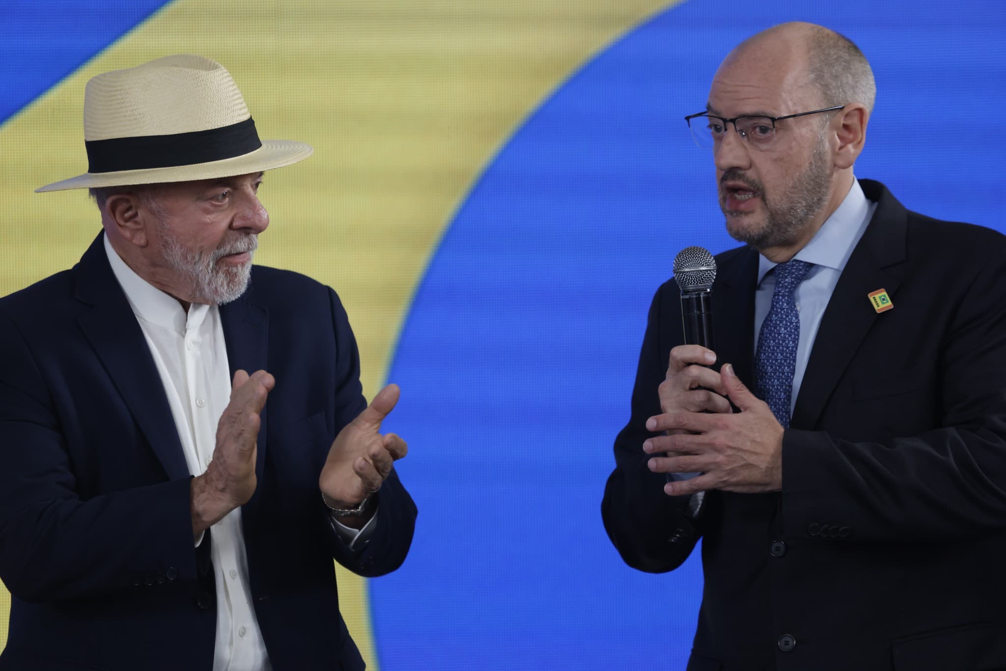 Lula amplia visitas ao Rio e afaga Ricardo Couto para reverter derrotas
