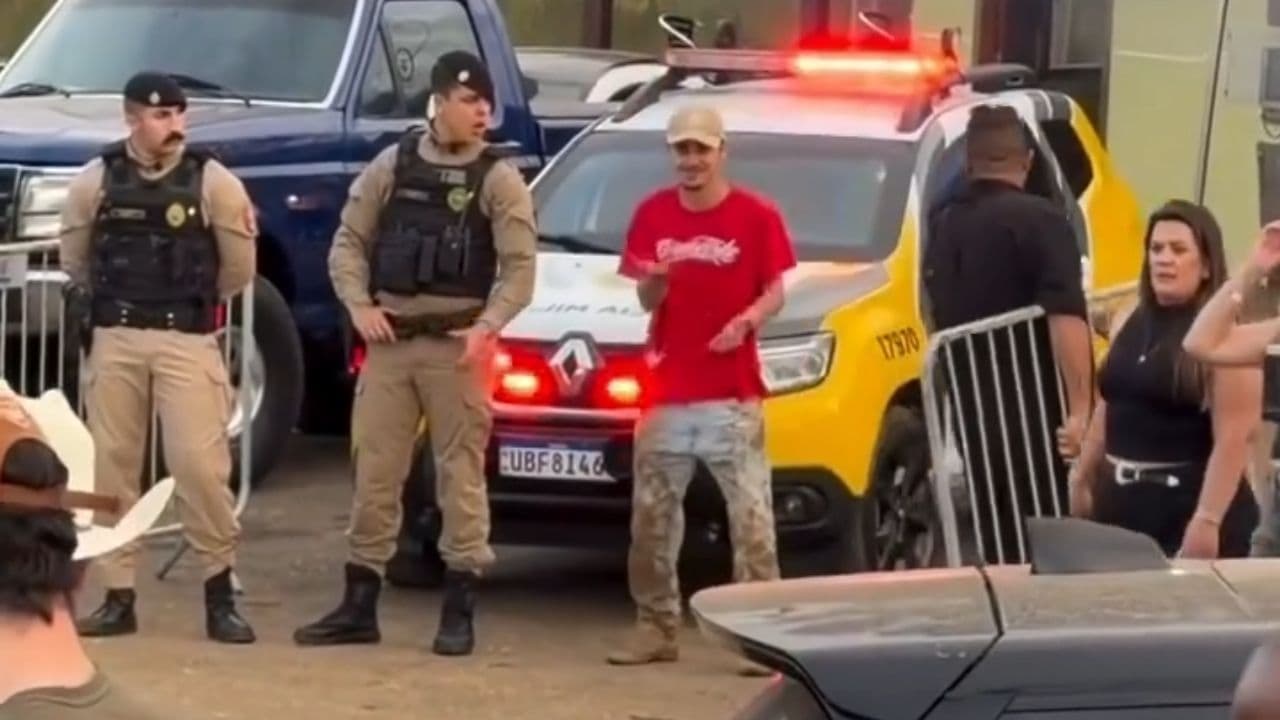 Jovem tenta “farmar aura” ao lado de policial e acaba se dando mal no Paraná