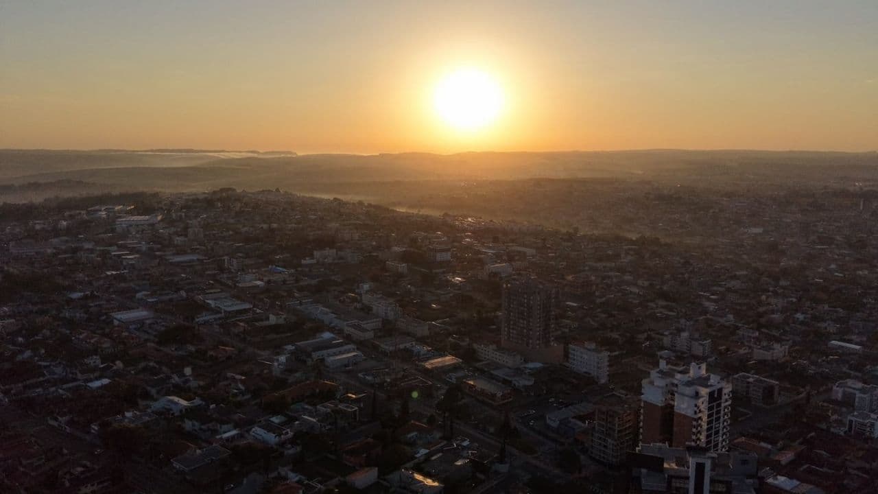 Terça-feira segue com calor e temperaturas passam dos 25°C em Ponta Grossa e região