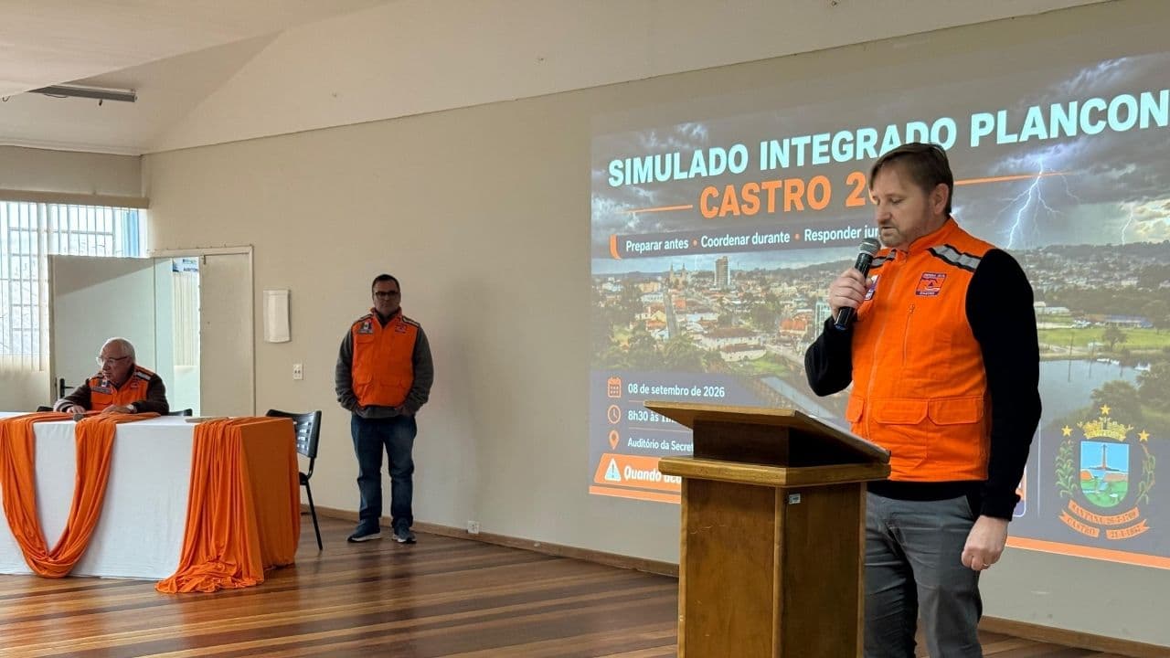 Castro realiza simulado integrado para se preparar contra eventos climáticos extremos