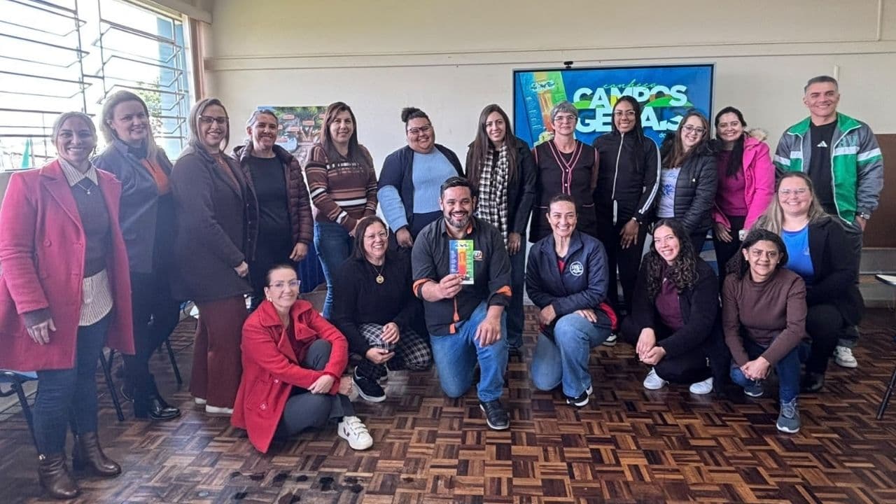 BnT realiza capacitação com professores de Castro para levar o turismo na sala de aula