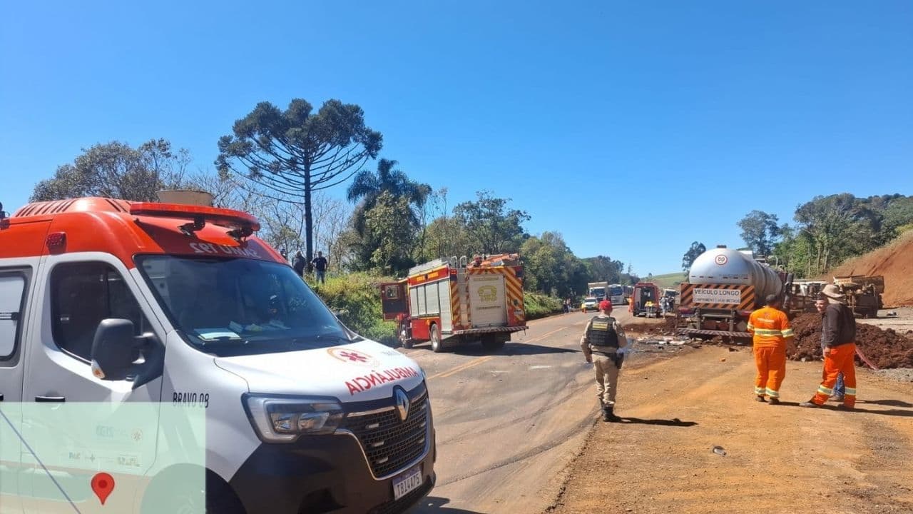 Três motoristas ficam feridos após colisão na PRC-466 em Pitanga