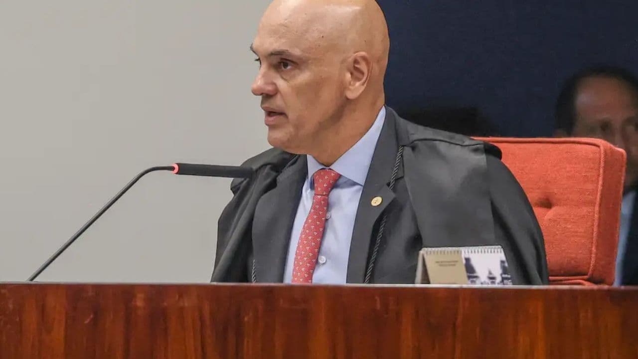 Fachin decide tirar Moraes da relatoria do inquérito das fake news