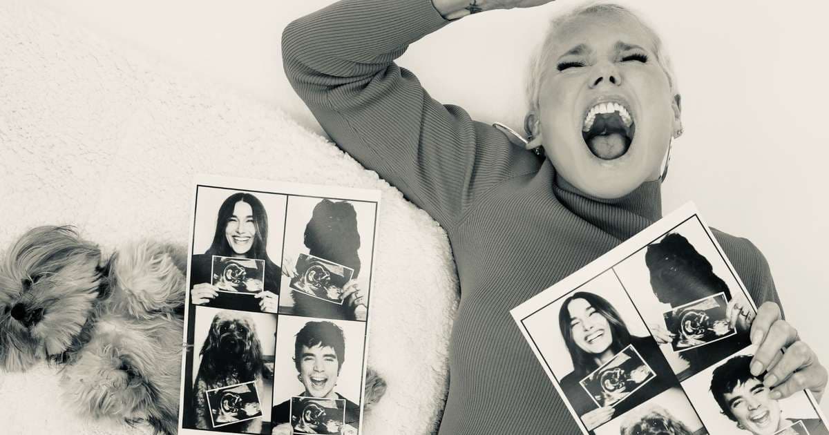 Xuxa celebra gravidez de Sasha e diz: 'História completíssima'