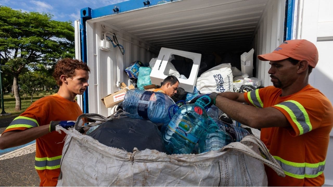 Recicla PG lança campanha de fim de ano com meta de 15 toneladas de recicláveis