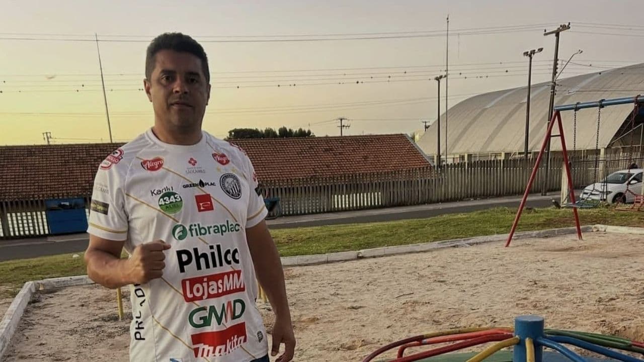 Vereador Fabio Silva cobra manutenção de parques infantis em bairros de Ponta Grossa